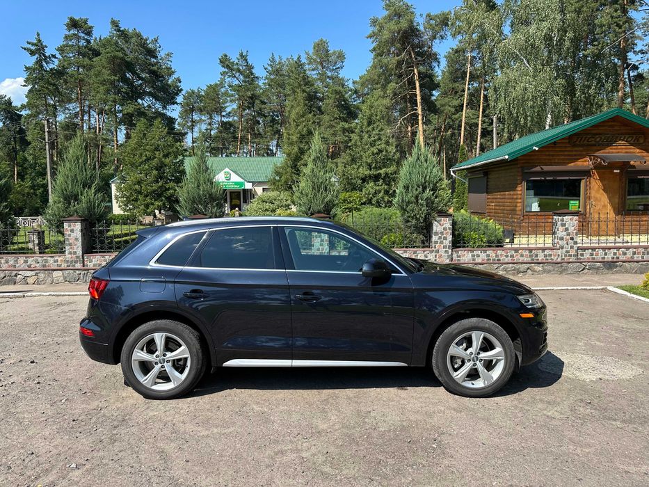 Audi Q5 2020 VIN WA1ANAFY1L2090335 фото оголошення 2 з 21