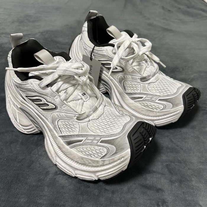 Balenciaga 10XL White & Black