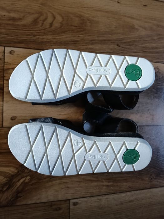 Sprzedam buty damskie, rozmiar 39, z wygodną podeszwą, NOWE!