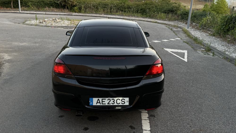 Opel Astra H TwinTop ( Cabrio )