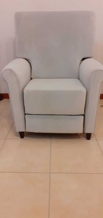 Moveis. Cadeirao de tombar