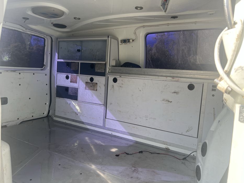 Продам Mercedes-Benz VITO 2006 год