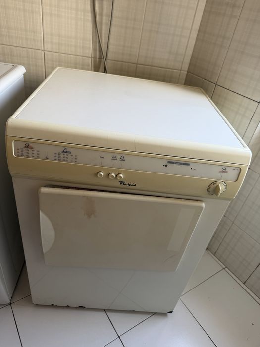 Maquina de secar roupa
