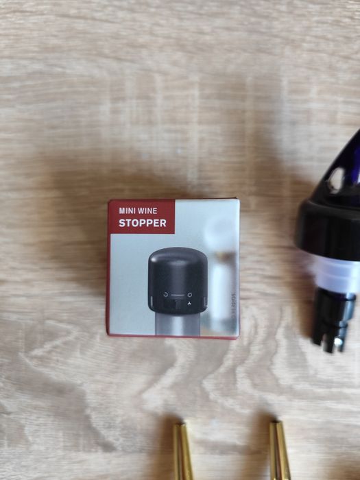 Пробка, заглушка, лейка, крышка для бутылок