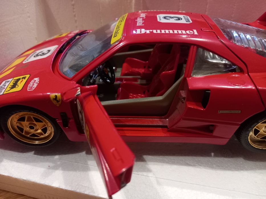 Ferrari F40 Evoluzione 1992 - Burago