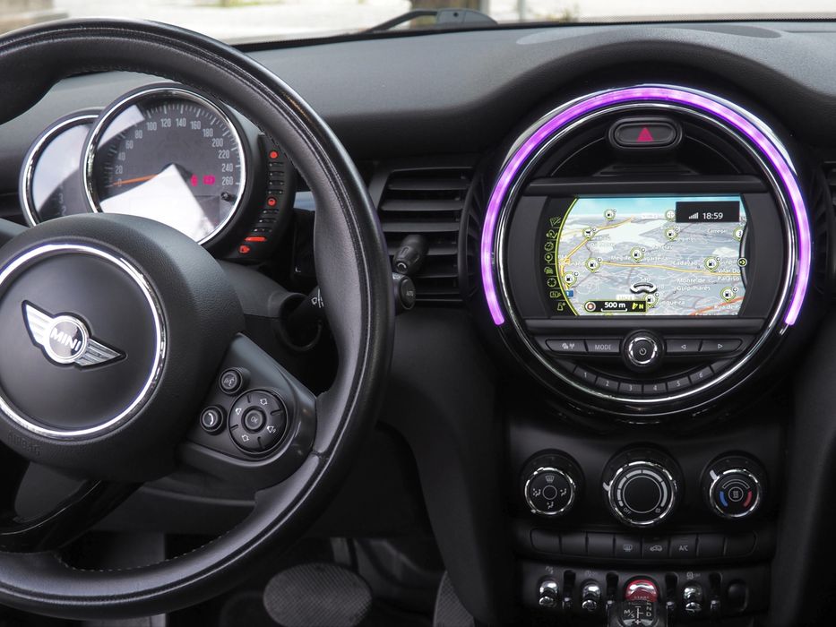 Mini 1.2 gasolina, caixa automática, full extras,Teto panorâmico, GPS (edição especial Marylebone)