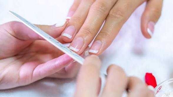 Arrendo dois espaços em Setúbal para manicure, unhas, estética,  massagens.