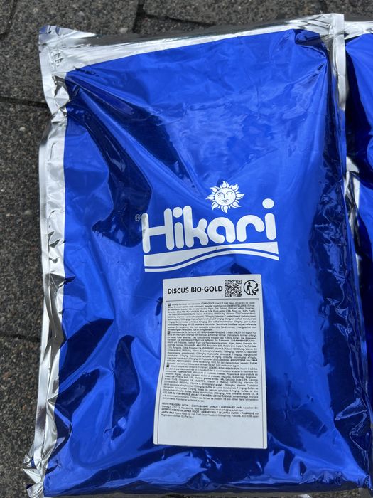 Karma dla ryb Hikari 2.2-Pound Sinking Cichlid Gold Pellets for Pets, Mini