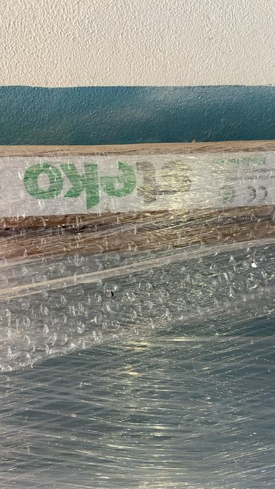 Металопластиковая оконная рама фирмы Steko