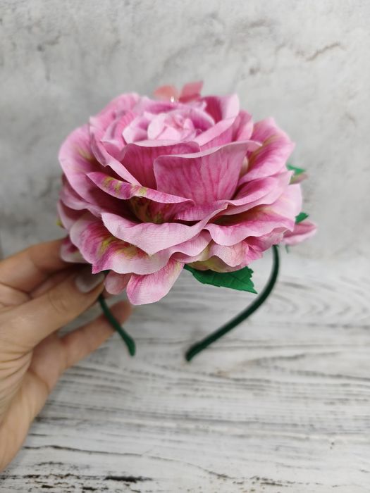 Обруч для образу Троянда, Квітка