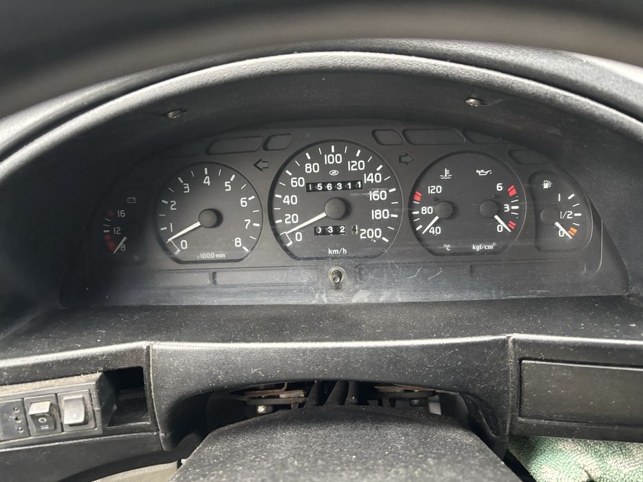 ГАЗ 2752 Соболь газ-бензин 2004