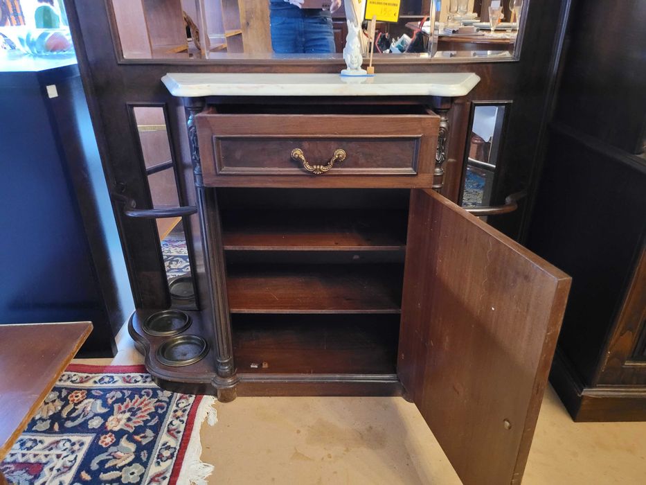 Consola em madeira tampo em pedra e grande espelho - Bom estad