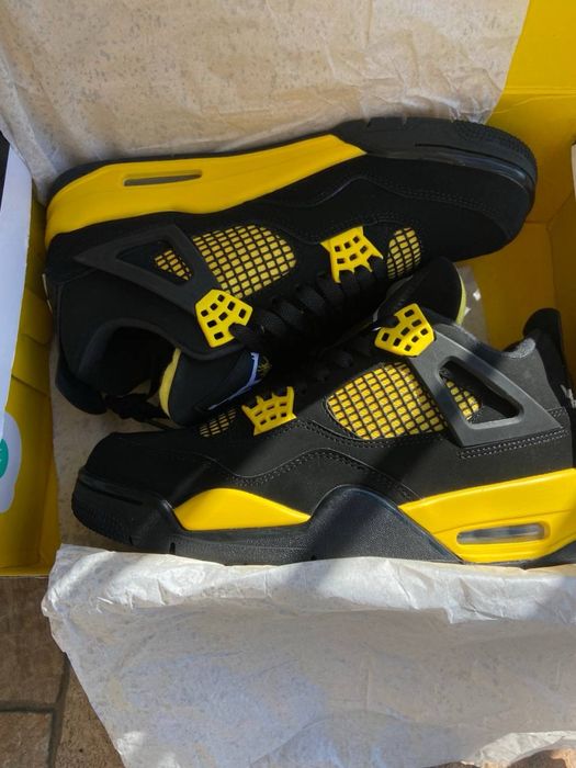 Buty Nike Air Jordan 4 Retro Yellow Thunder