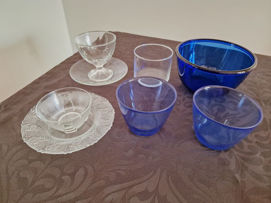 Conjunto para sobremesas ou aperitivos pratos e taças