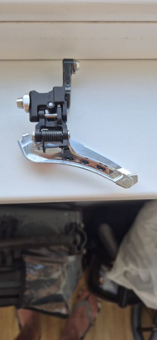 Передний переключатель скоростей Shimano Tiagra FD-4700