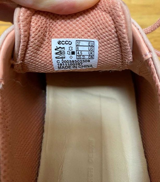 Buty Ecco skórzane 37