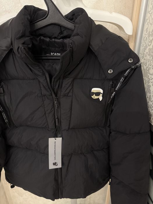 Курточка пуховик чорна жіноча  карл лагерфелд karl lagerfeld