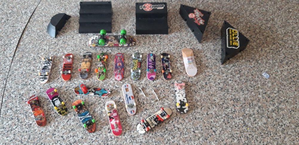 Conjunto de Miniskates e Tábuas