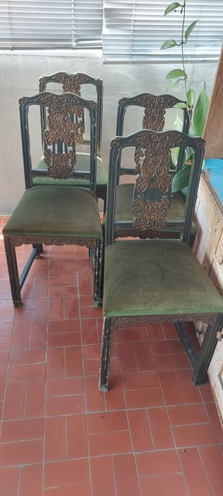 4 cadeiras orientais , antigas