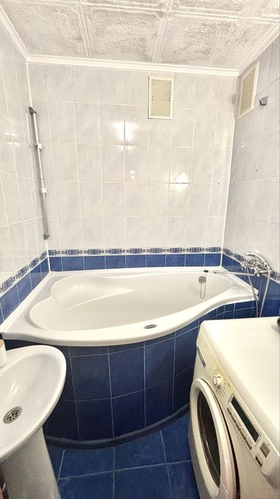 Подобово. 2-квартира в центрі. Р-н Собору