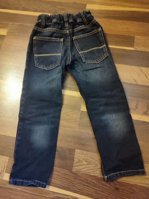 Гарні темні джинси на 4 роки, 104 см
