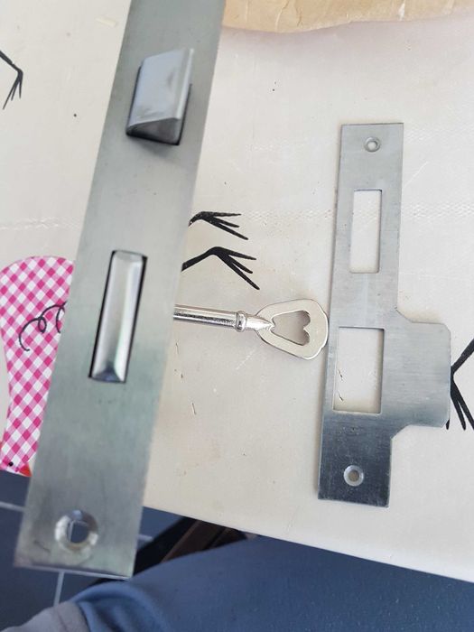 2 Fechaduras Teicocil