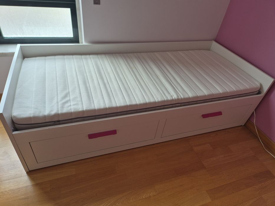 Cama Brimnes Ikea