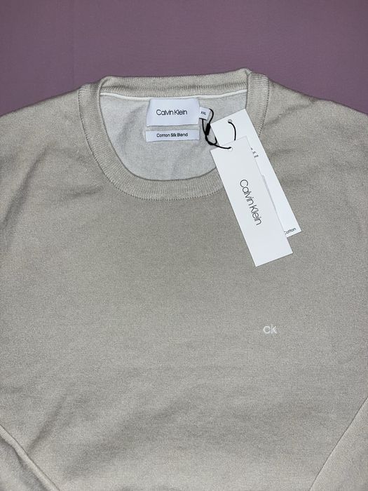 Wyprzedaż swetr męski Calvin Klein.