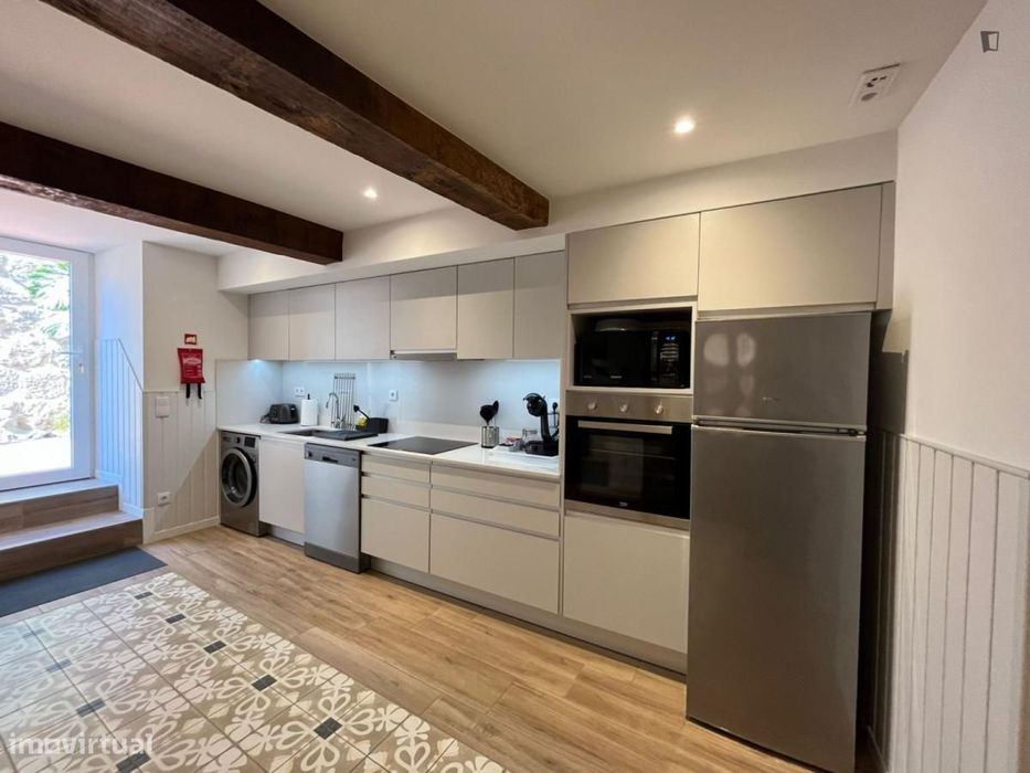 Apartamento com 2 quartos - localizado em Guimaraes