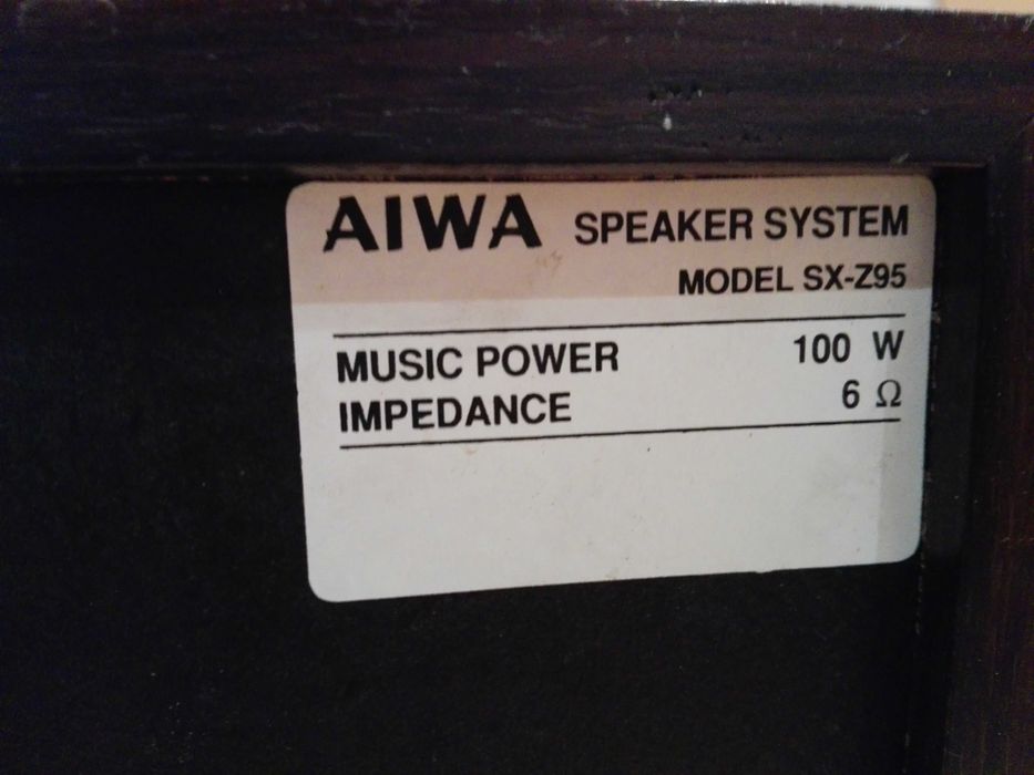 Colunas som AIWA SX-Z95