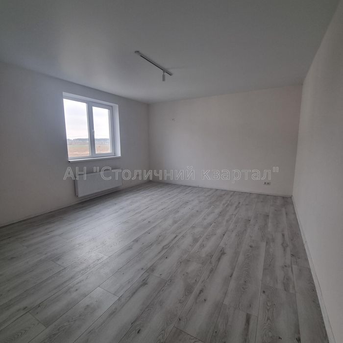 Продаж будинку з ремонтом та меблями у с. Гореничі