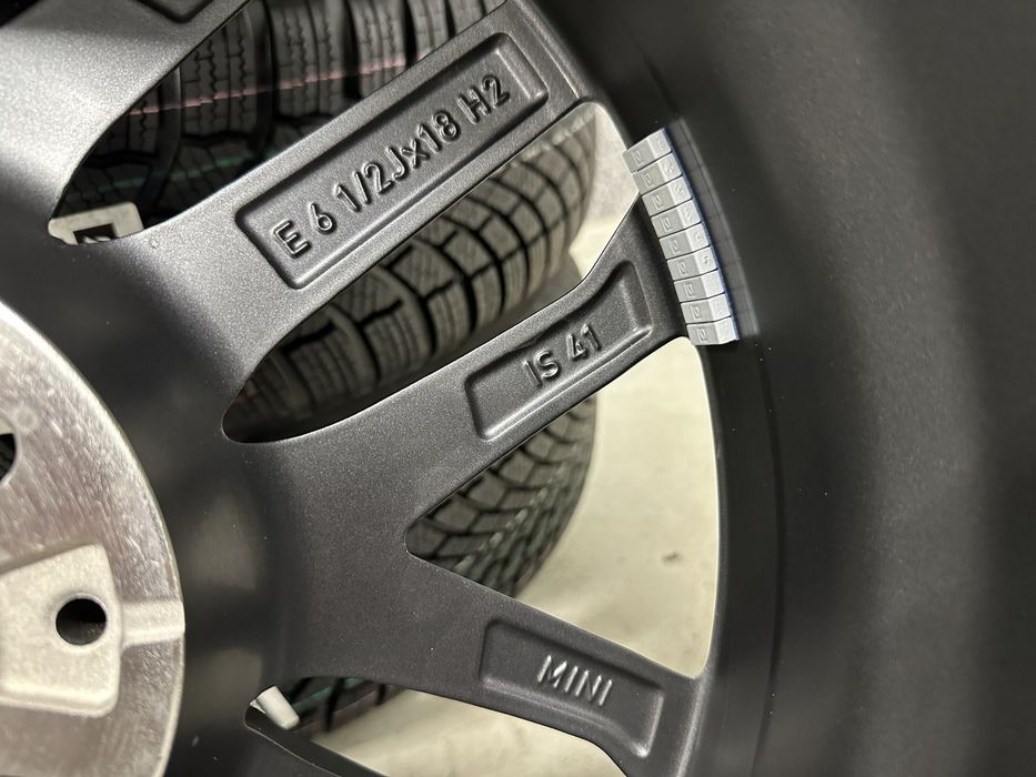 Nowe oryginalne koła zimowe Bmw X1 U11 X2 U10 Mini Countryman U25