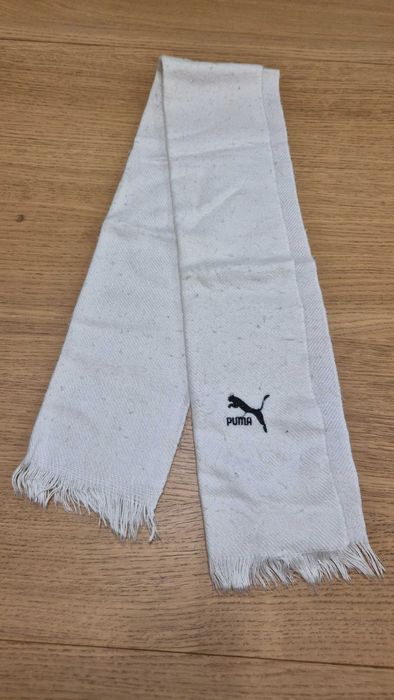 092 A szalik puma polarowy biały uniwersalny