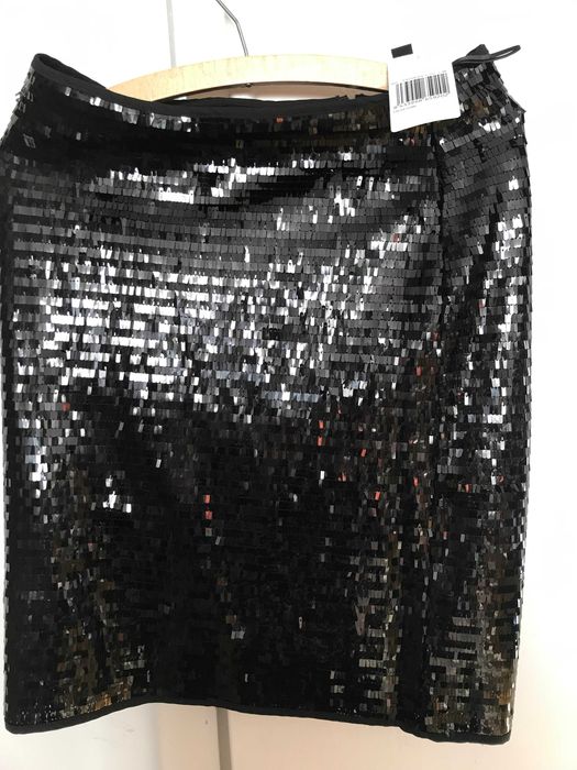 Czarny komplet z jetów na wieczorowe wyjście