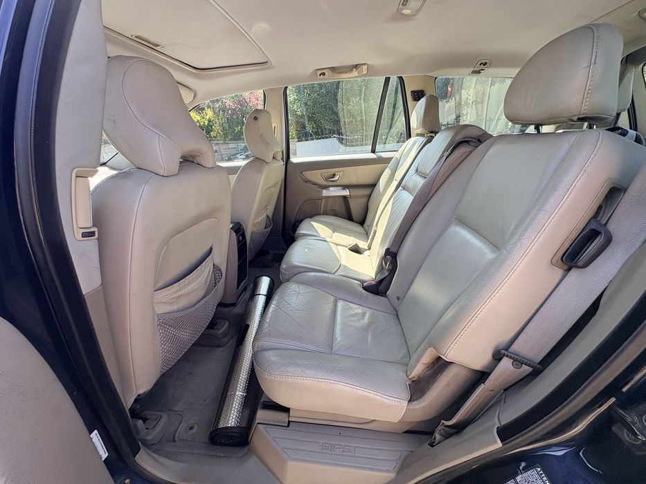 Volvo XC90 D5 AWD - 7 lugares