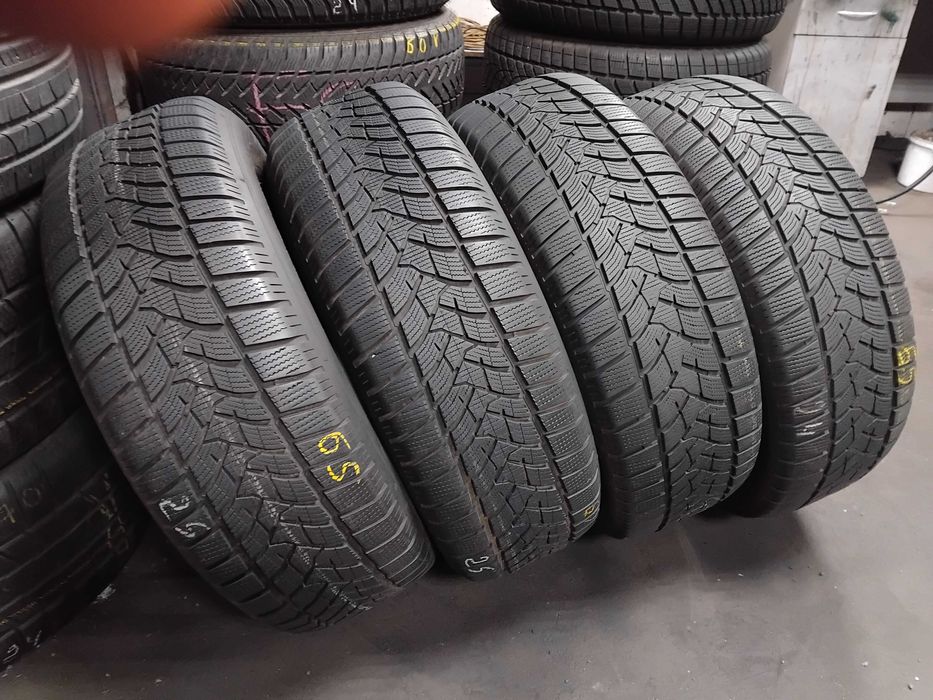 Шини бу 235/65 R17 Dunlop Winter Sport 5 SUV Комплект Зима