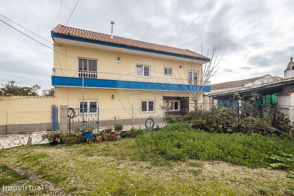 Moradia T5 para venda