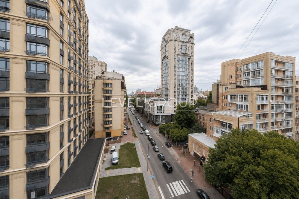 Продаж дворівневої квартири за адресою вул. Дмитрівська, 45 /станція метро Університет/ТРЦ Україна/ Вокзальна/вул. Бульварно-Кудрявська/Берестейський