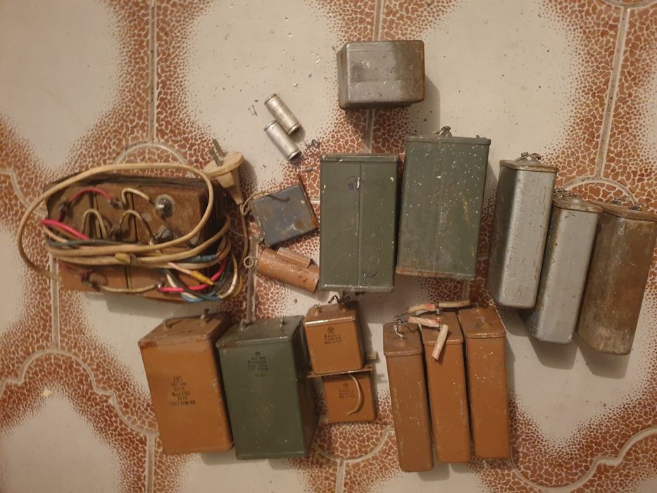 Конденсатори пускові