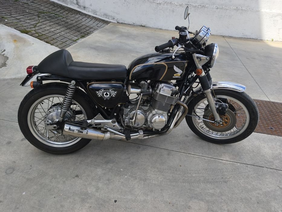 Honda 750 Four café racer