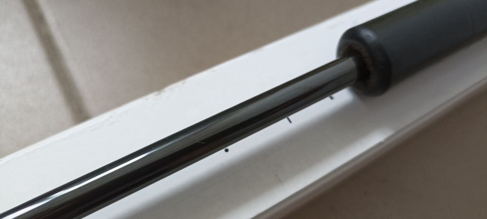 Амортизатор оригінал Кіа соренто2007