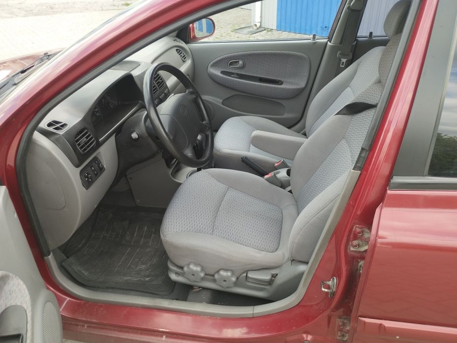 Kia rio 1.5 бензин Автомат,один власник