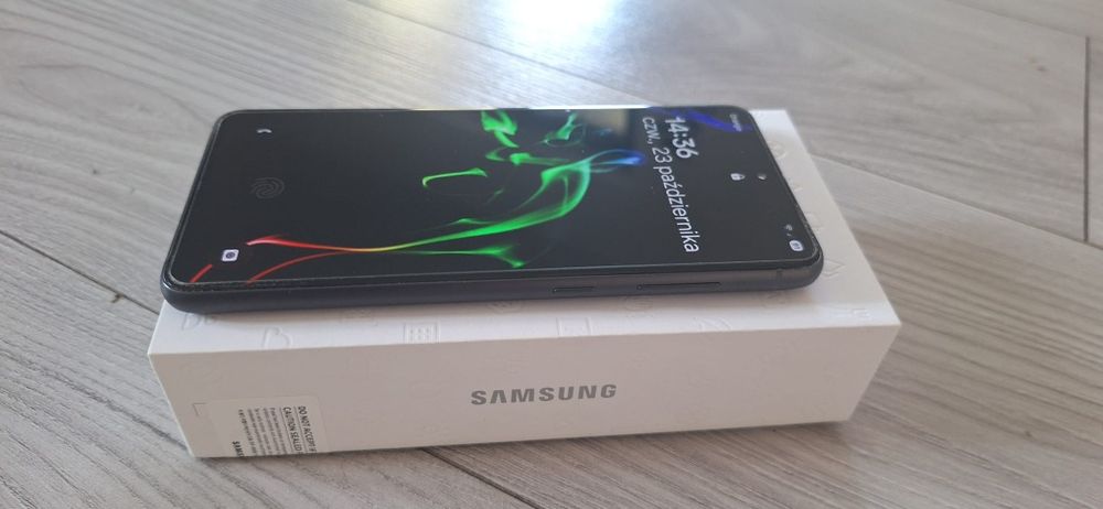 Samsung S21FE 5G  6/128 grafit, 2 szt,  jak nowy