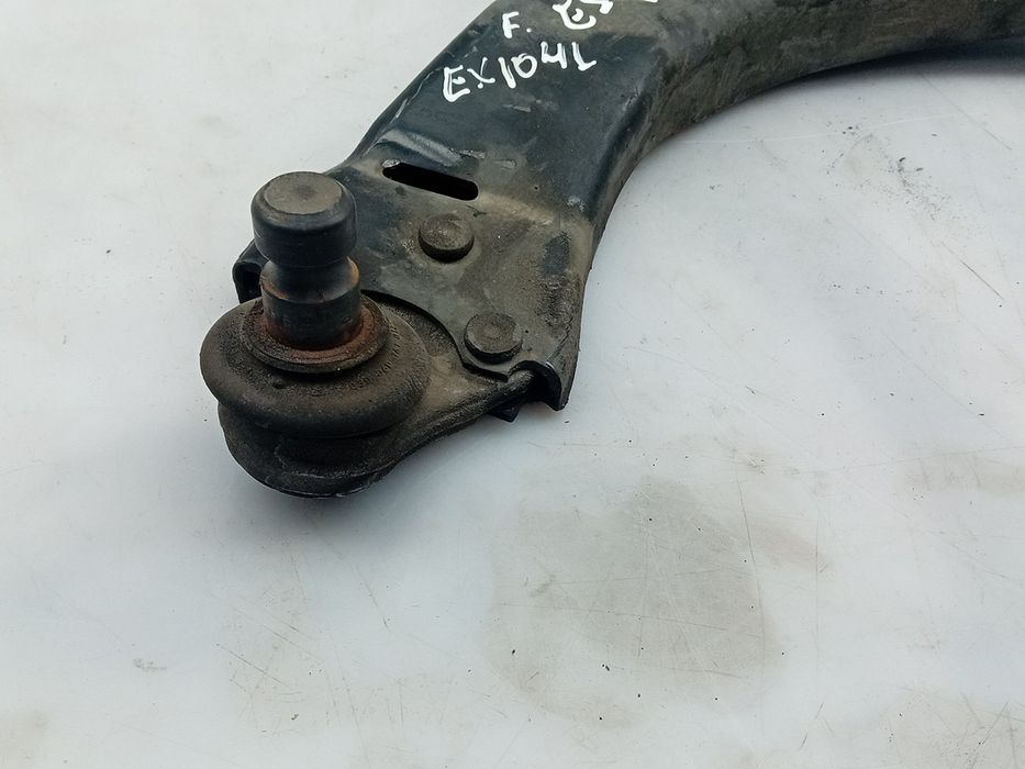 Braço de suspensão frente esquerdo VOLVO V60 I Cross Country (157)