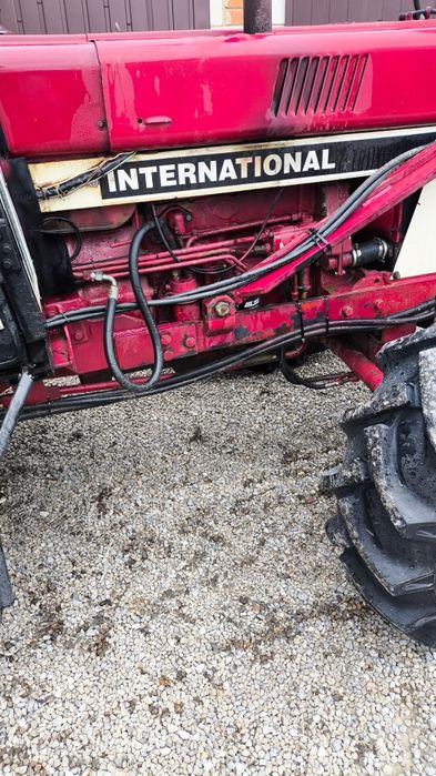 CASE Inernational 844sb
