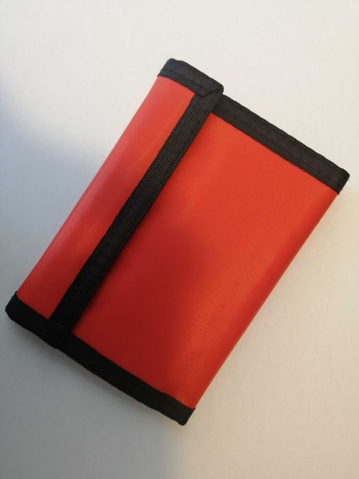 Carteira nova vermelha original