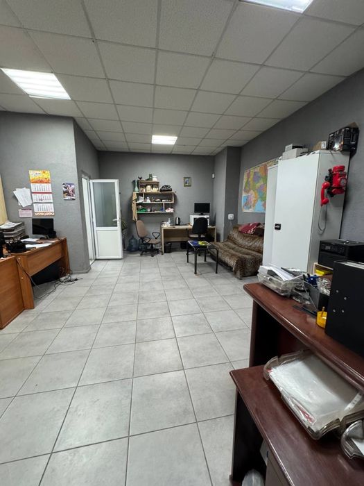 Продам склад на проспекте Богдана Хмельницкого