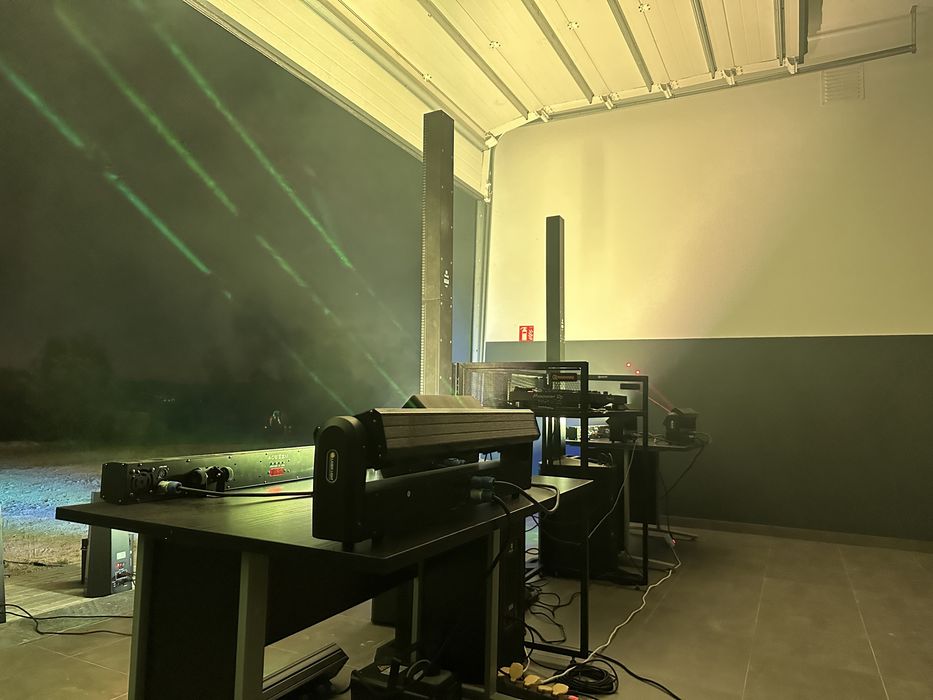 Sistema Profissional de Iluminação para Eventos / DJs