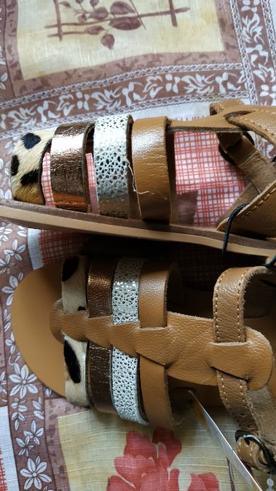 Сандалі дитячі нові