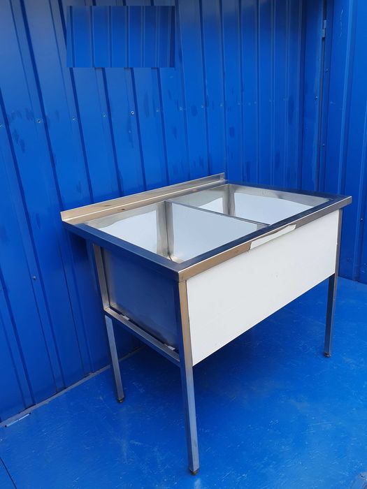 Стол нержавейка, нержавеющий производственный, вытяжные зонты, мойка: 2 ...